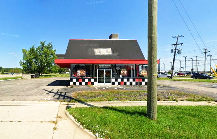 Jack-In-The-Box (Jack In The Box) - Southgate - 13680 Pennsylvania Ave (newer photo)